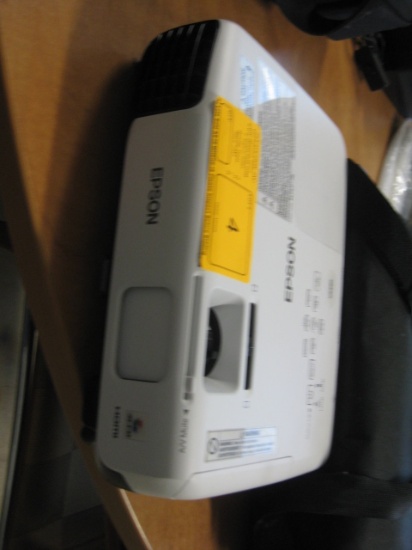 Epson Model VS330 LCD Projector