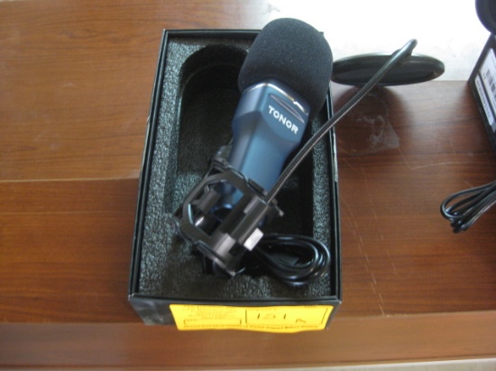 Tonor Model TC-777 USB Condenser Microphone