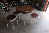 Sweetheart Ice Cream Table & 4 Chairs