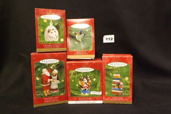 Hallmark Keepsakes Ornaments in Box (5)