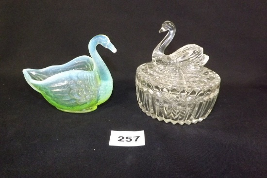 Glass Swan Trinket Box (2)