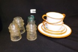 Enamelware dishes, 4 insulators - made in USA
