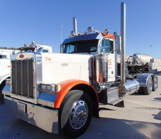 1997 Peterbilt Day Cab Truck