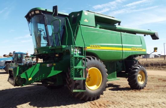 John Deere 9650 STS Combine