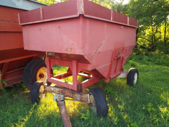 UFT Gravity wagon 4-wheel trailer