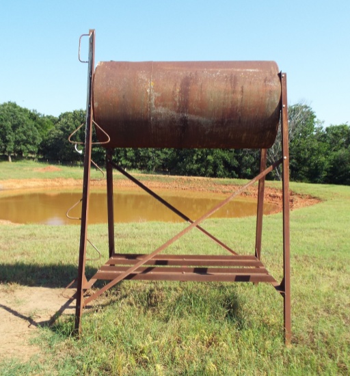 500 Gallon fuel tank on stand