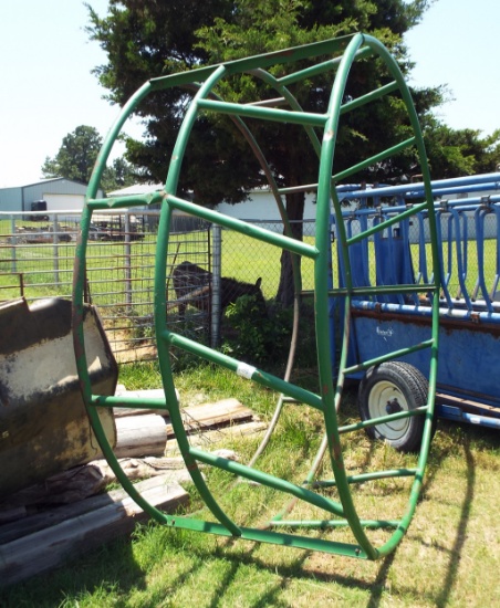 Hay Ring Feeder