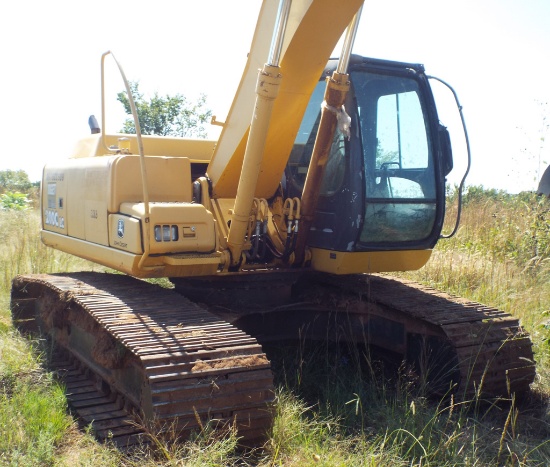 2006 John Deere 200C LC Excavator