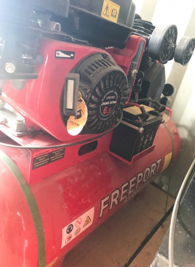 Freeport compressor with 6.5 hp motor