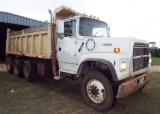 1993 Ford L9000 Dump Truck