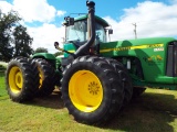 9300 John Deere 4x4 Tractor