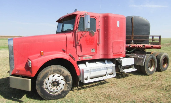 1993 Freightliner FLD 120 Semi