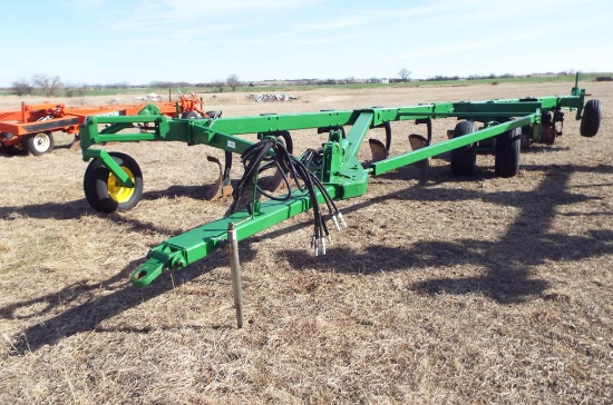 John Deere 3700 9 x 18 variable width plow