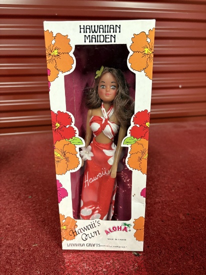 Hawaiian Maiden Doll W/ Orginial Box