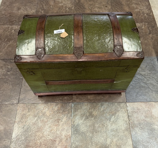 19th Century Antique Rolling Camel Hump Steamer Chest