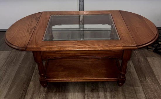 Extendable Leaf Coffee Table W/ Glass Centerpiece