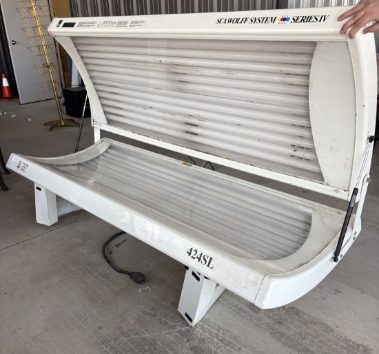 Sun Industries Metal Tanning Bed