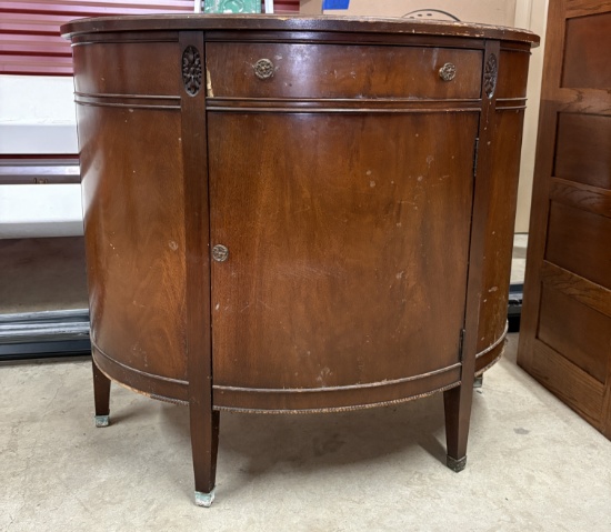 Imperial Grand Rapids Crowning Touch Entry Table