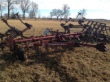 IH 18’ vibra shank f. cult. w/3 bar harr. &  rear hitch	