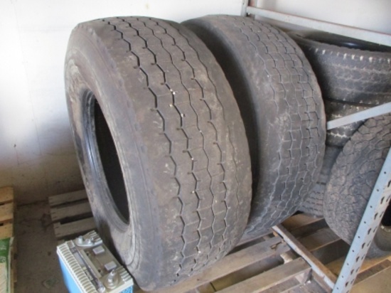 (2) LT 265/70R 17 truck tires