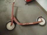 Radio Flyer (Retro Red) scooter