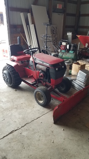 Wheel Horse Garden tractor w/ snow blade