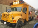 '96 IH 3400 T444E, 24 passengers