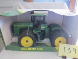 JD 9200 4wd tractor w/triples  NIB 1:16