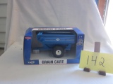 Ertl Grain Cart NIB 1:32