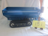 Kinze 840 Sfot trak grain auger wagon NIB 1:16