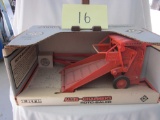 Allis Chalmer Roto-Baler-NIB-1:16