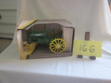 1937 JD G tractor NIB 1:16