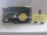1949/1954 JD R tractor 1:16