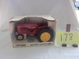 Massey Harris 44 tractor 1:16