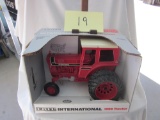 International 1566 Tractor-NIB-1:16