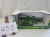 JD Lindeman crawler w/cultivator 1:16