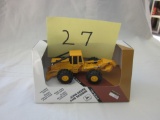 JD 648E Skidder-NIB-1:32