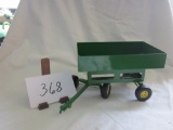 JD gravity wagon