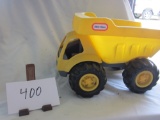 Little Tykes plastic dump truck