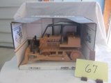 Case Dozer-NIB-1:16