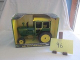 JD 4010 Hiniker Cab tractor NIB 1:16