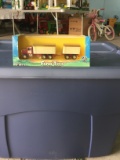 Ertl Farm Toys grain truck w/Pup (NIB) 1:64