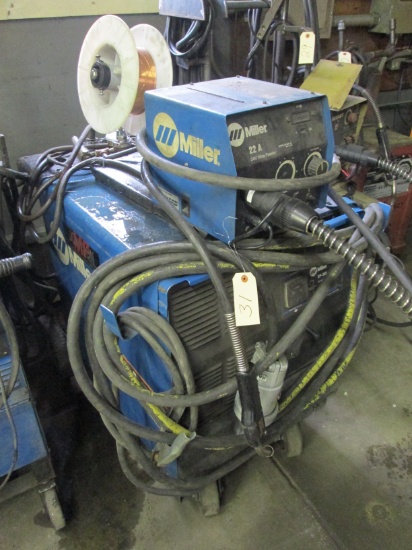 Miller CP 302, CV/DC welding source w/ 22A wire feeder