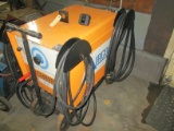 Airco 250 Amp, AC/DC Bumble Bee on cart