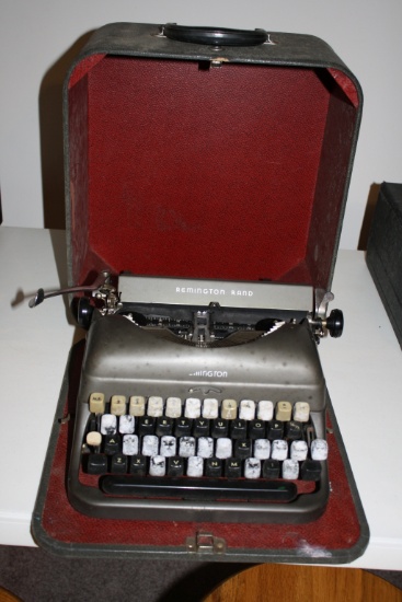 Remington Rand Typewriter in case