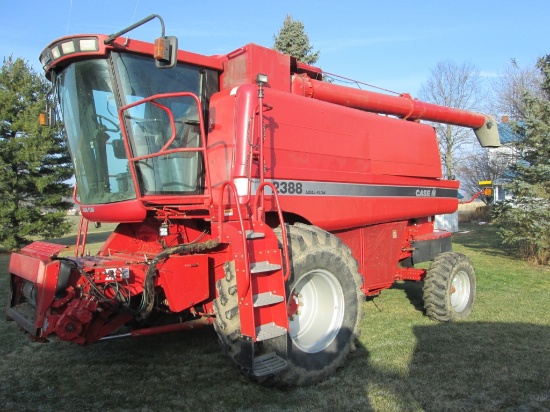 2001 C-IH 2388 Axial-Flow, 2wd, 30.5 L-32 fronts, 14.9.24 rears