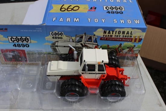 Case 4890, 2014 Nat. Farm Toy Show