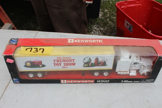 Kenworth W 900 Fremont Toy Show 2013