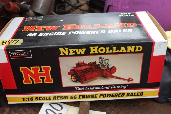 New Holland #66 Eng. Powered baler, Resin
