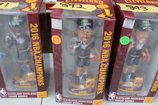 1 2016 Cleveland Cavaliers bobblehead, Love